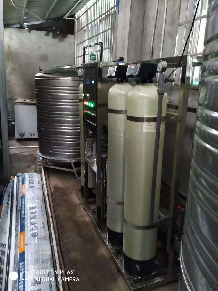 长江小学直饮水设备-0.5吨纯水设备+恒压变频供水设备